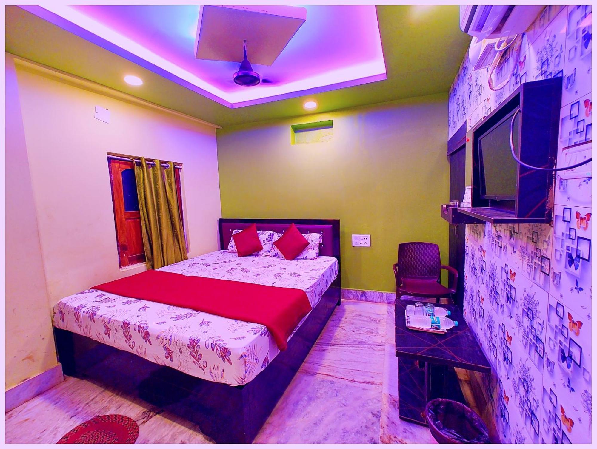 A S H O K R O Y A L Walking Distance From-sea-beach-and- Near Temple Fully-air-conditioned-hotel With-wifi-parking-facility 4*